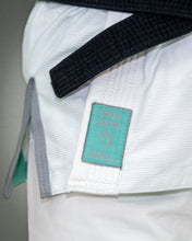 Load image into Gallery viewer, FEMALE - COMP 2.0 JIU JITSU GI - WHITE/MINT
