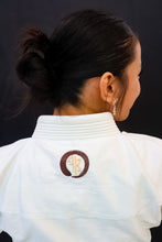 Load image into Gallery viewer, FEMALE - COMP 2.0 JIU JITSU GI - WHITE