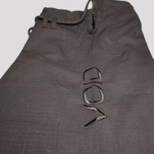Load image into Gallery viewer, VOID 2.0 FEMALE GI - BLACK (IBJJF LEGAL)