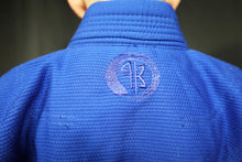 Load image into Gallery viewer, KIDS SILENT SHADOW JIU JITSU GI - BLUE (FREE WHITE BELT)