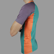 Load image into Gallery viewer, ADULTS - FREESTYLE S/S RASH GUARD - GREEN