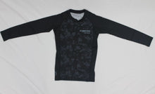 Load image into Gallery viewer, ADULTS BLACK CAMO L/S RASH GUARD - UNISEX