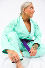 Load image into Gallery viewer, FEMALE - PASTEL COLLECTION JIU JITSU GI - MINT
