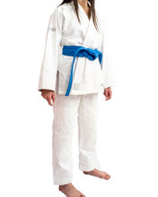 Load image into Gallery viewer, THE CHALLENGER 2.0 FEMALE JIU JITSU GI - WHITE (FREE WHITE BELT)
