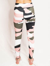 Load image into Gallery viewer, KIDS PINK CAMO SPATS (LIMITED STOCK)
