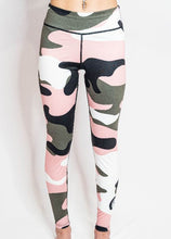 Load image into Gallery viewer, KIDS PINK CAMO SPATS
